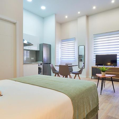 Del Parque Flats Estudio Capuchinos مالقة المظهر الخارجي الصورة