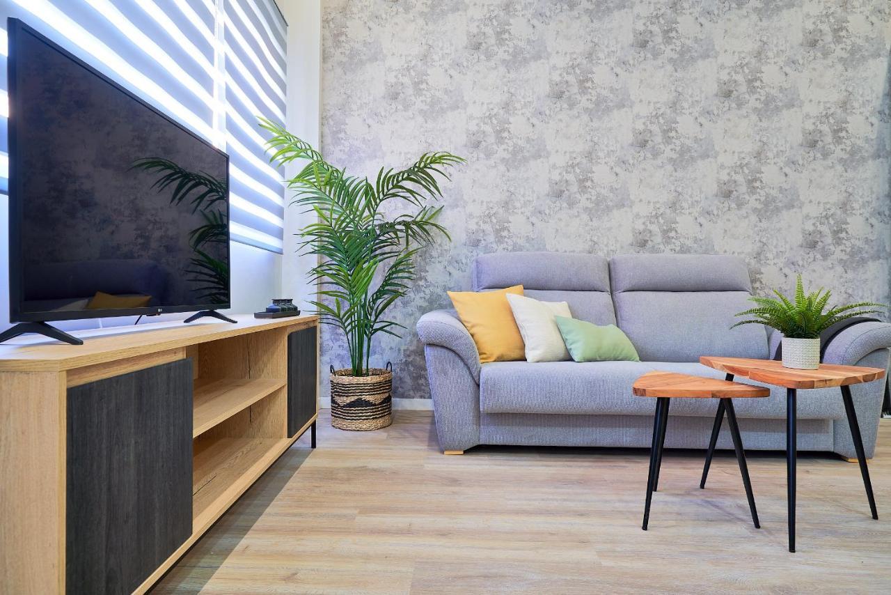 Del Parque Flats Estudio Capuchinos مالقة المظهر الخارجي الصورة